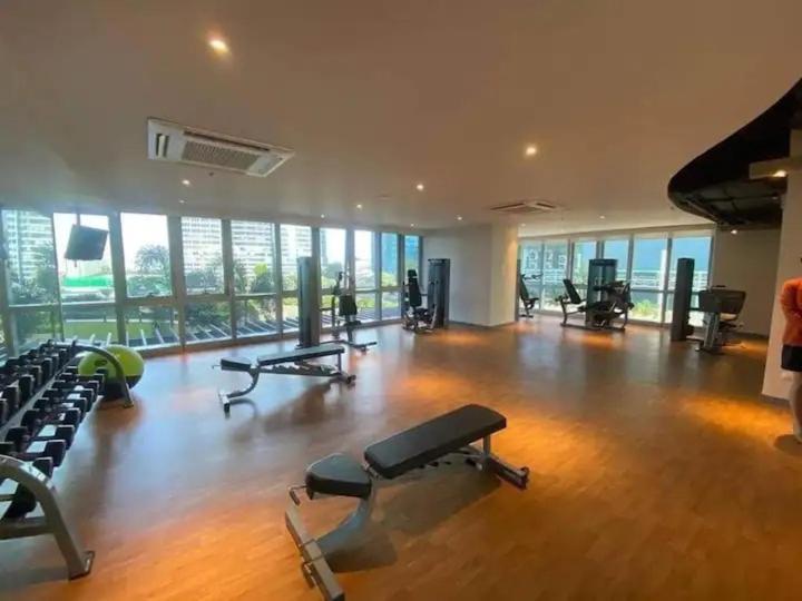 Quiet And Cozy 1br Hub At Bgc Apartment
