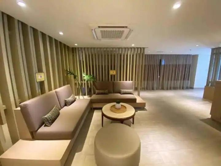 Quiet And Cozy 1br Hub At Bgc Apartment