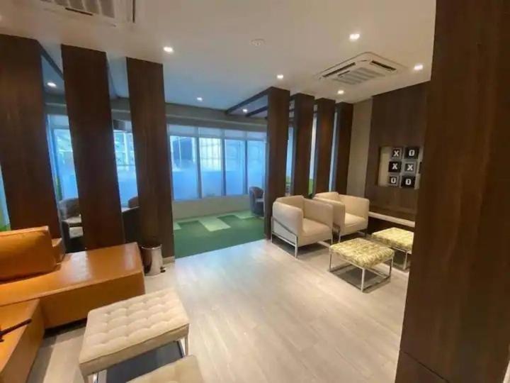 Quiet And Cozy 1br Hub At Bgc Apartment *
