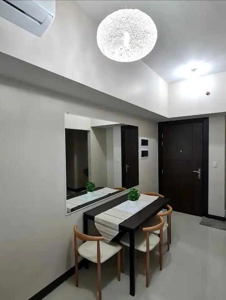 Quiet And Cozy 1br Hub At Bgc * Manila
