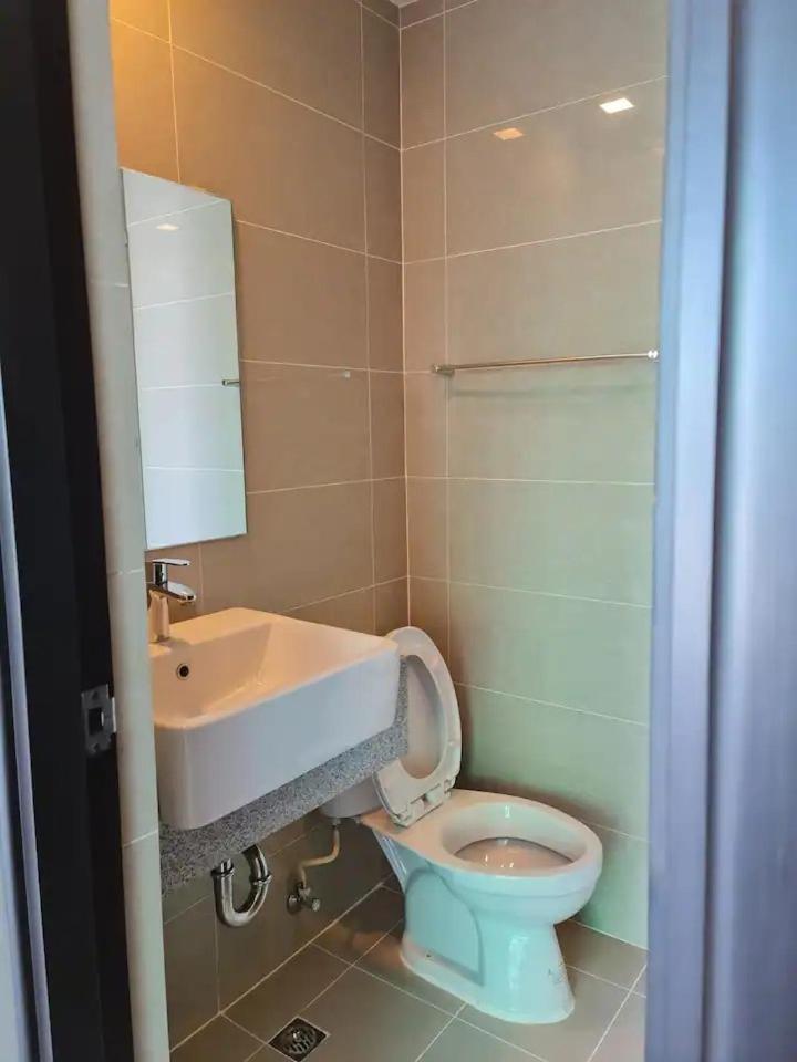 Quiet And Cozy 1br Hub At Bgc Apartment *